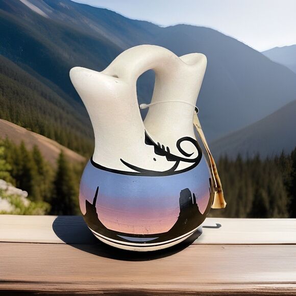 Benally Dine Navajo Pottery Wedding Vase Native American Artist Desert Scene 6" - Picture 2 of 10